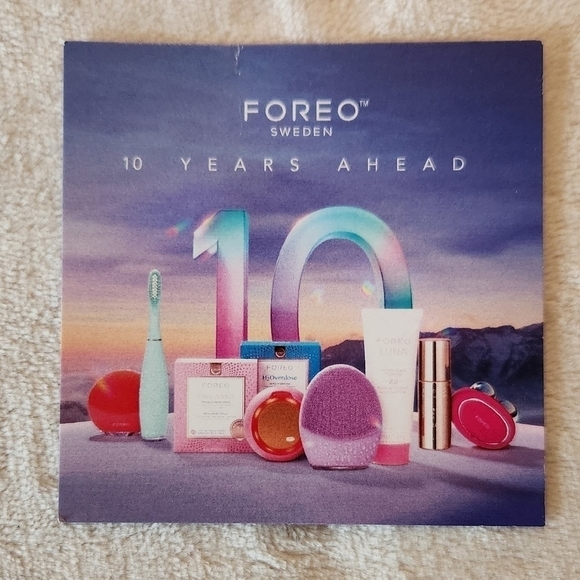 Foreo LUNA Play Sonic Face Cleaner - Picture 6 of 9